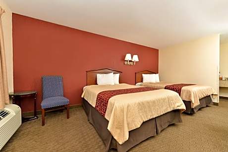 Deluxe Queen Room with Two Queen Beds - Non-Smoking