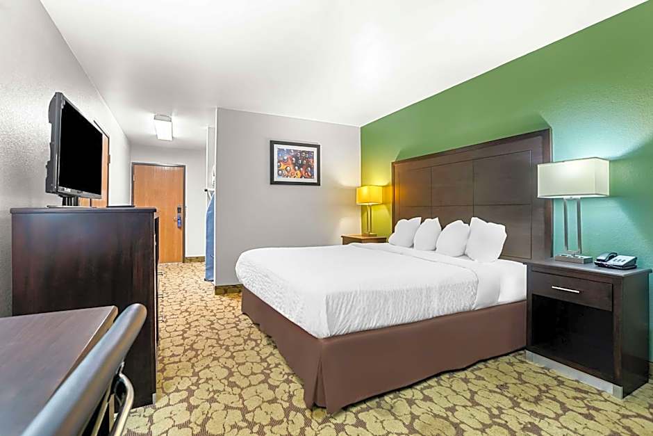SureStay Plus Hotel by Best Western Bettendorf