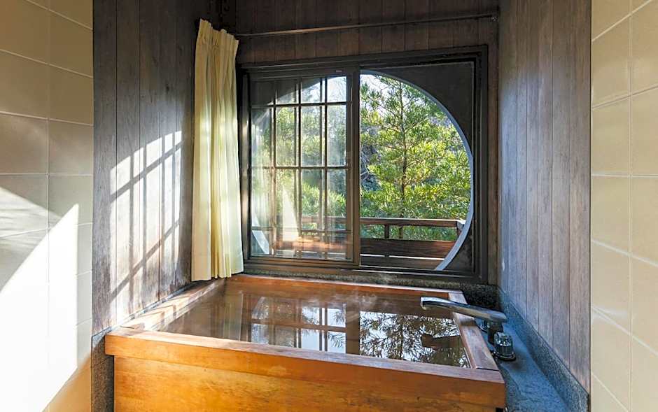 Futsukaichi Hot Spring - Daimaru Besso