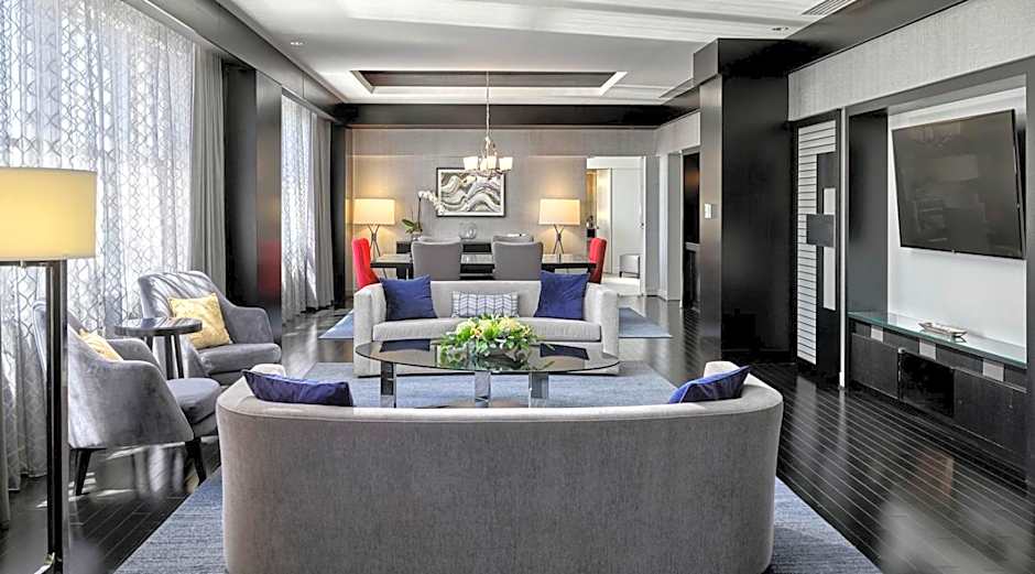 Loews Philadelphia Hotel