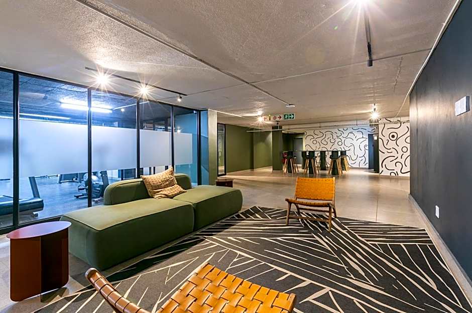 Stylish Stunner in Circa 205