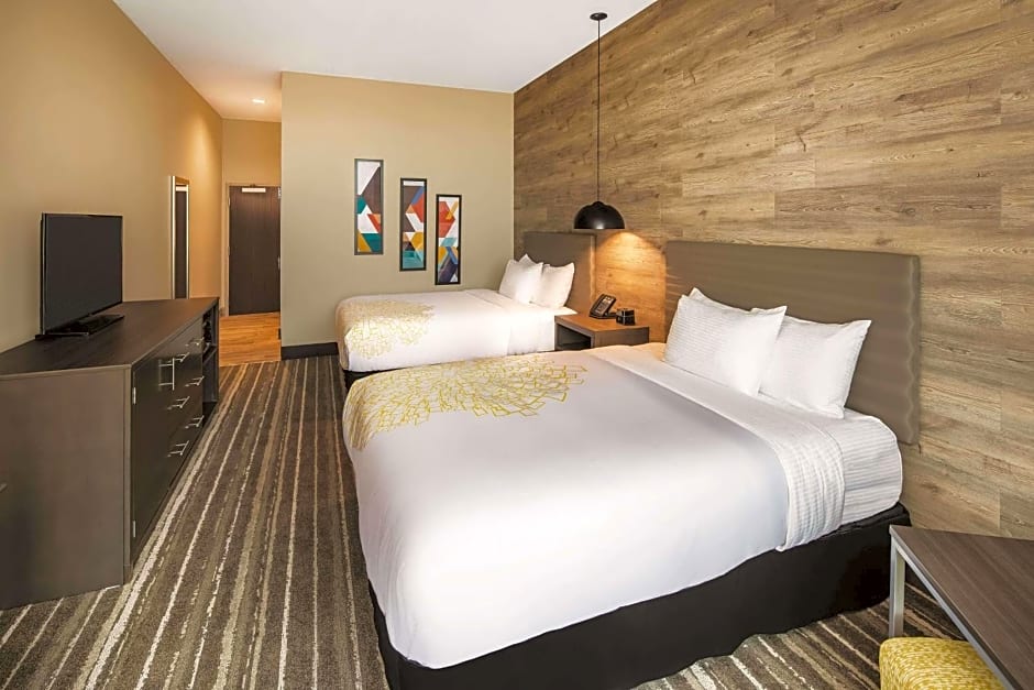 La Quinta by Wyndham McDonough