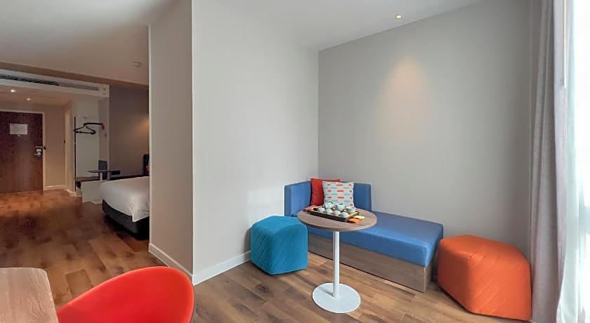 Holiday Inn Express Yangjiang City Center By IHG