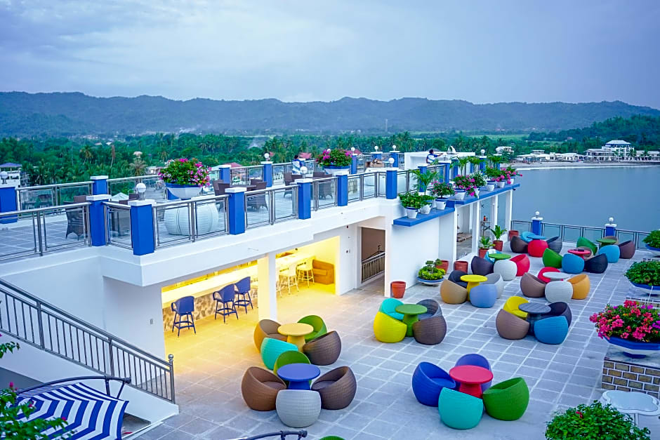 Santiago Cove Hotel and Restaurant