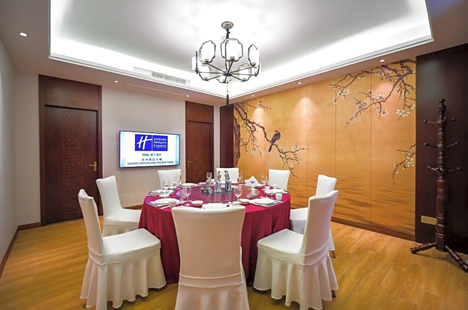 Holiday Inn Express Suzhou Zhouzhuang Ancient Town By IHG