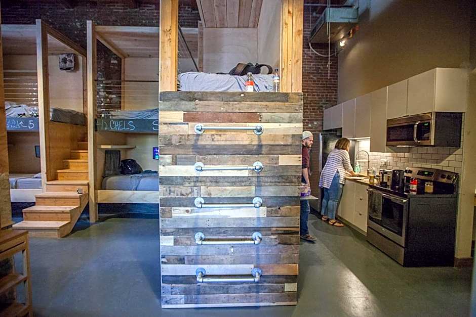 PodShare DTLA