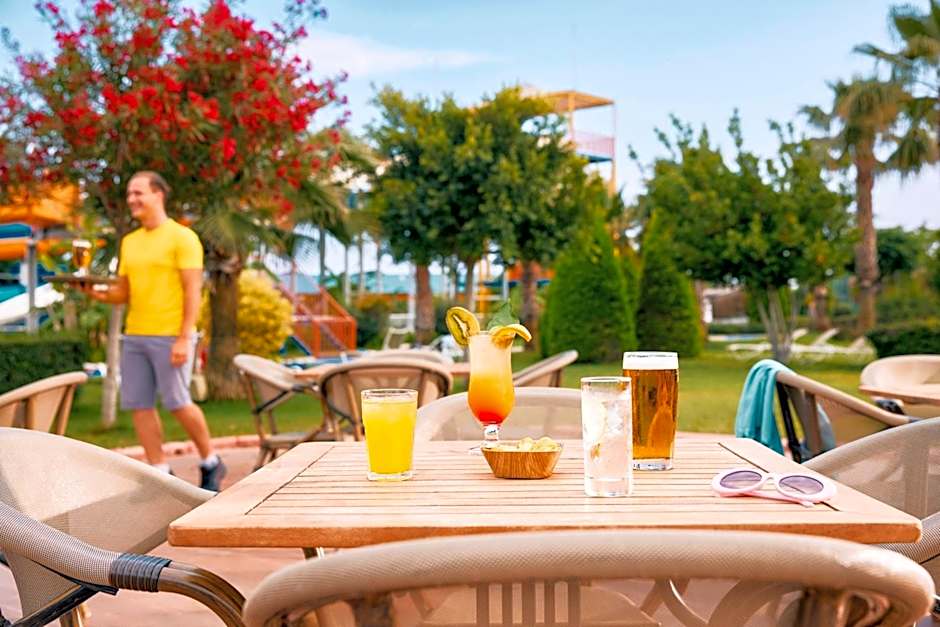 Tui Magic Life Jacaranda