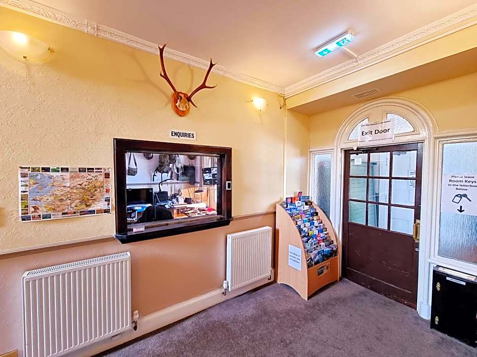 Roy Bridge Hotel