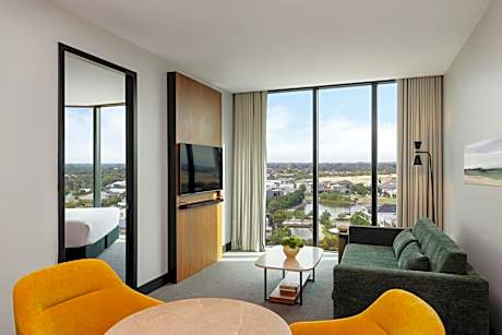 One-Bedroom Suite with Sofa Bed