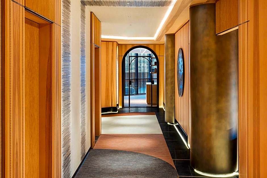 Paragraph Freedom Square, a Luxury Collection Hotel, Tbilisi