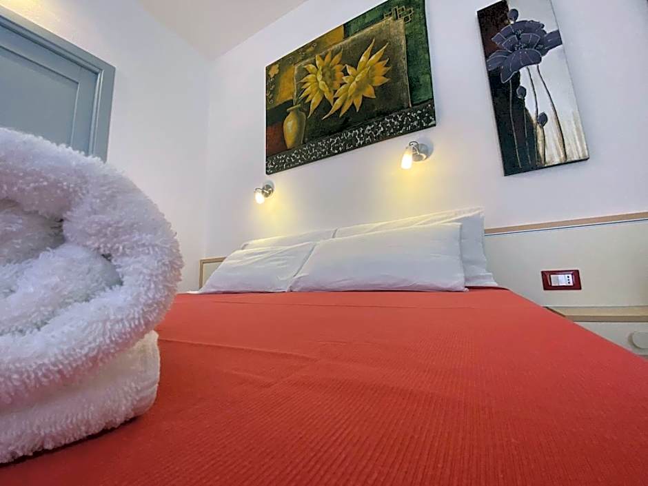 Petite Maison - Petits Appartements