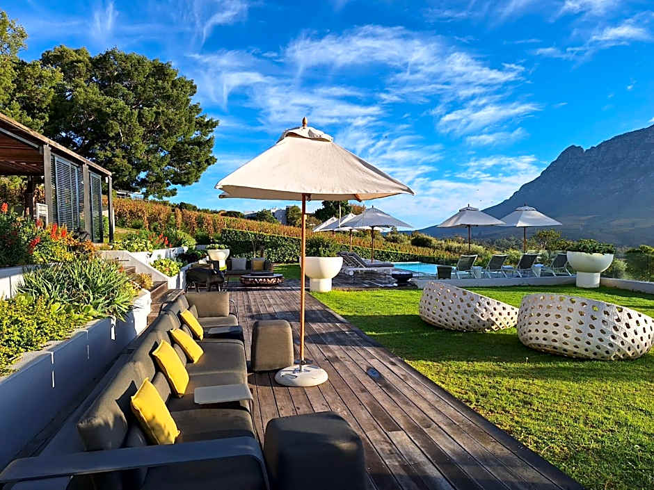 Clouds Wine And Guest Estate