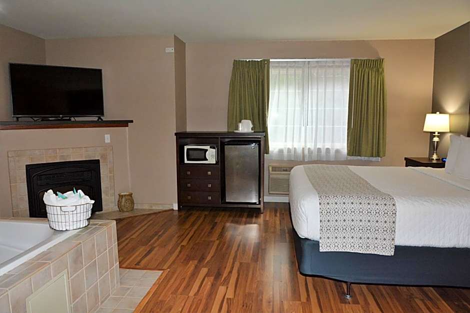 FairBridge Inn & Suites DuPont