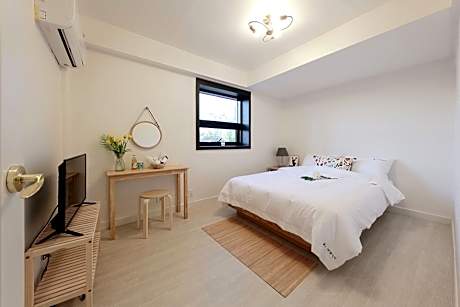Moonlight Galaxy Guesthouse
