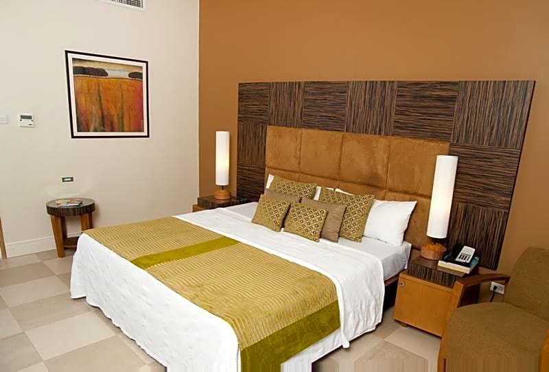 Island Inn Hotel All-Inclusive