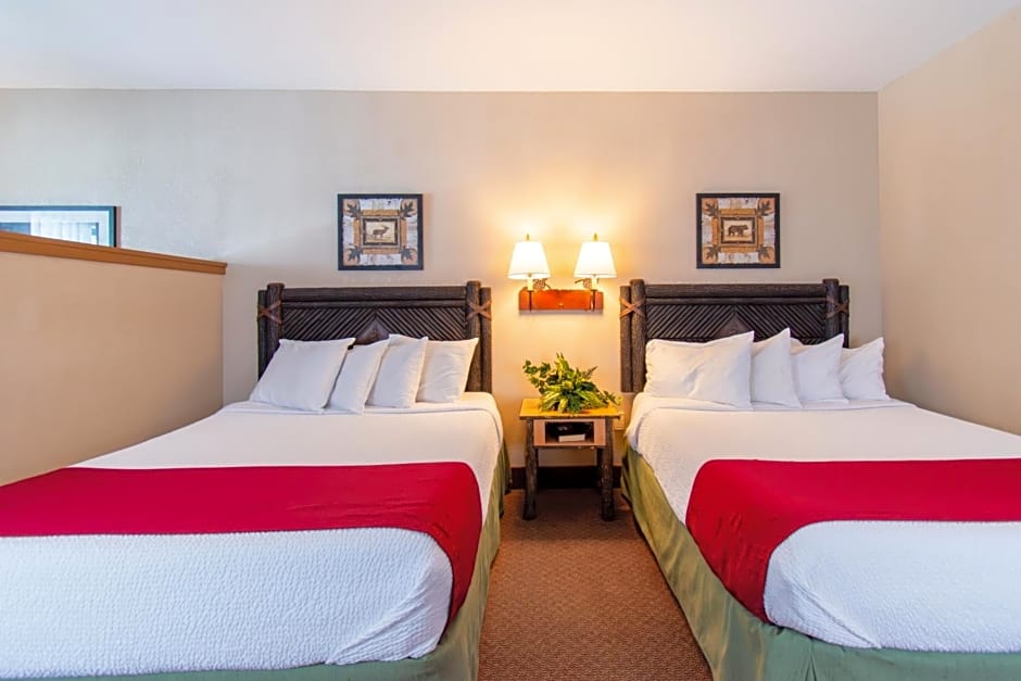Six Flags Great Escape Lodge & Indoor Waterpark