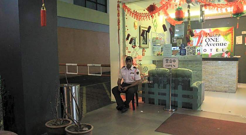 Putra One Avenue Hotel