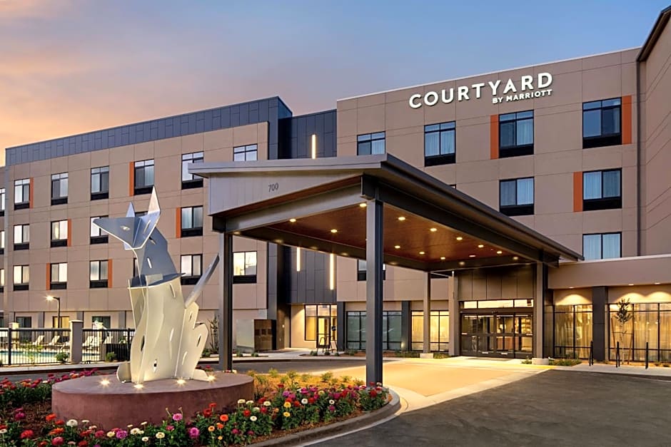 Courtyard by Marriott Petaluma Sonoma County