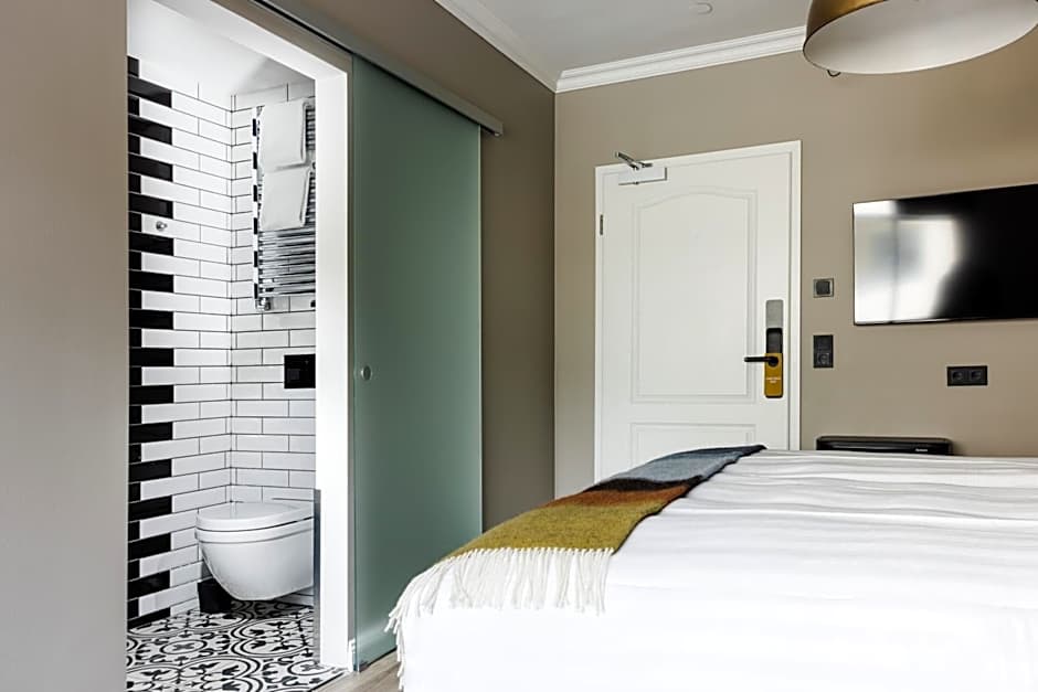 ODDSSON Downtown Hotel