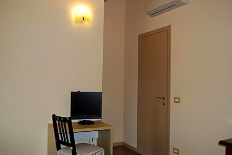 Double Room with Private External Bathroom and Balcony
