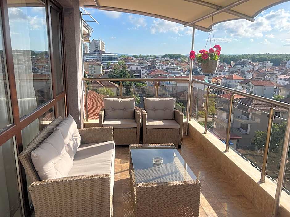 Hotel Lazur