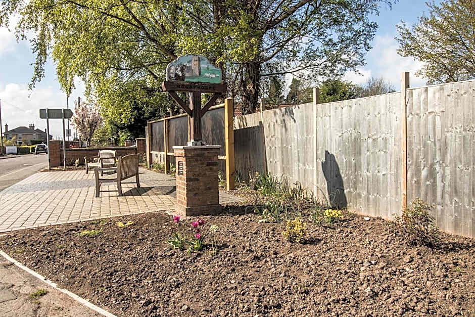 The cabin saracens head