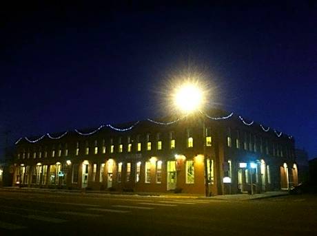 Windsor Hotel & Restaurant