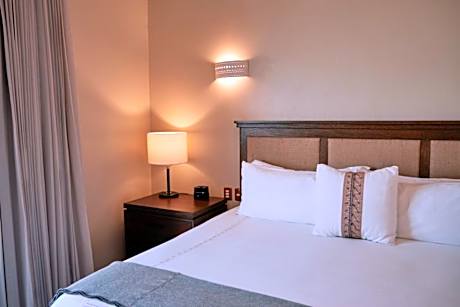 Junior Suite Ocean View, 1 King