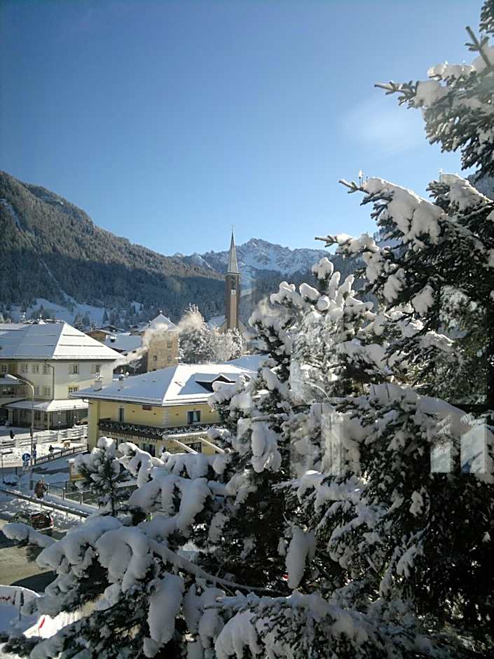 Ladinia Dolomites View - Adults Only