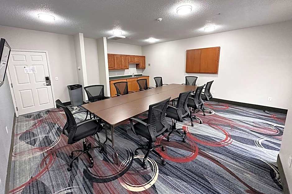 MainStay Suites Madison Airport