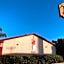 Super 8 by Wyndham Selma/Fresno Area