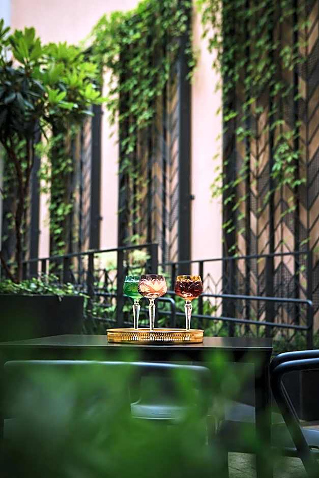 Grand Poet Hotel and SPA by Semarah