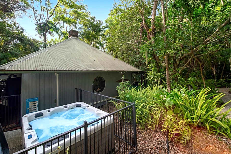Hunchy Hideaway