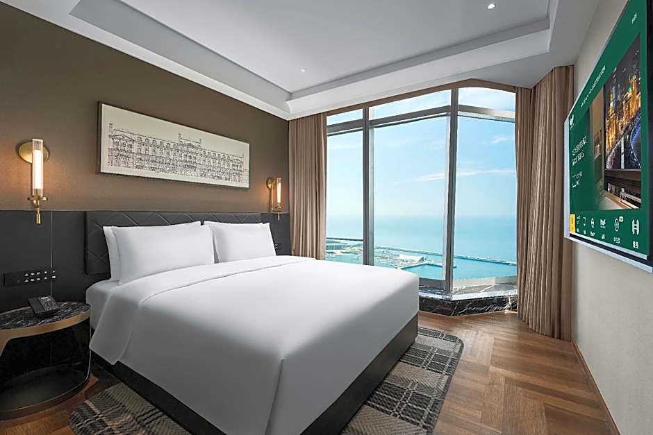 Grand Madison Qingdao Harbour-view Central（Former Qingdao Farglory Hotel）