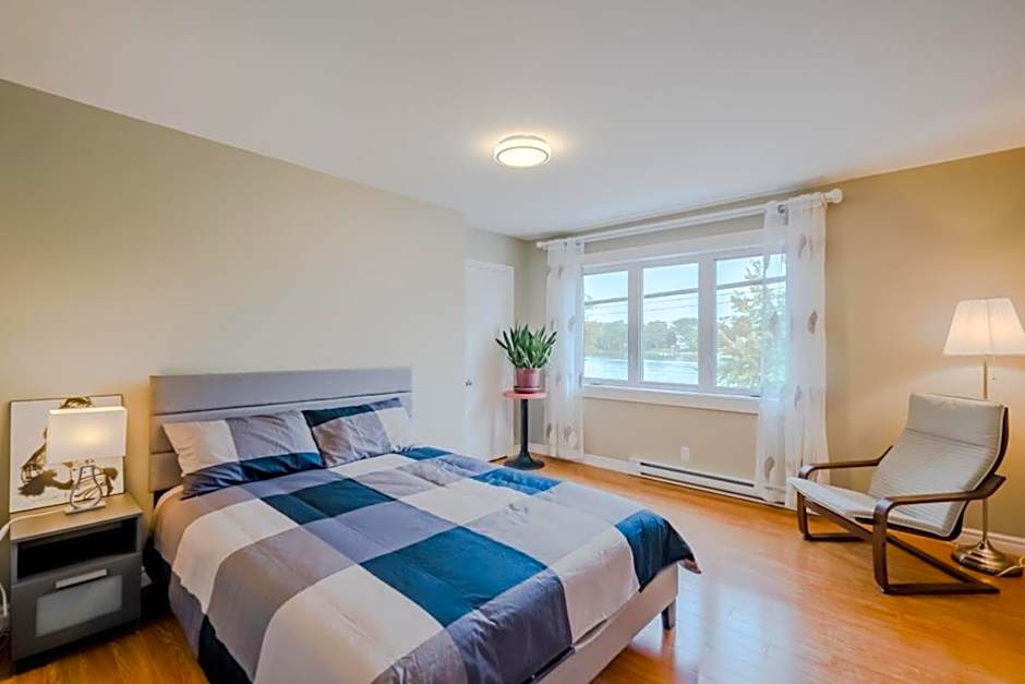 Nice River & Mountain View+4 Beds+Free parking