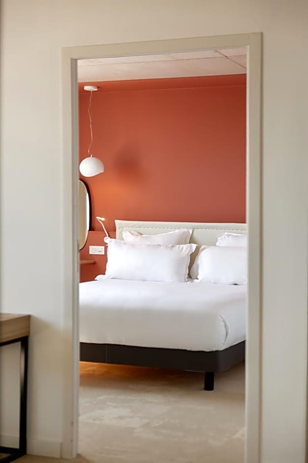 Golden Tulip Hotel & Rooftop Martigues Provence