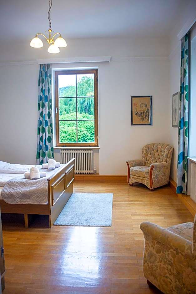 Trend Lokal-Rooms-Bar