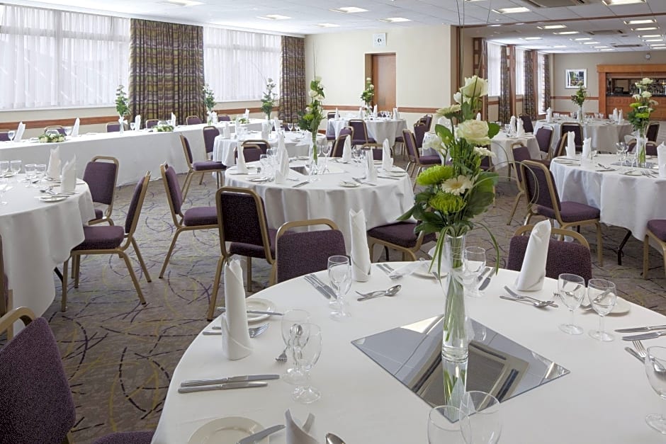 Holiday Inn Luton South - M1 Junction 9