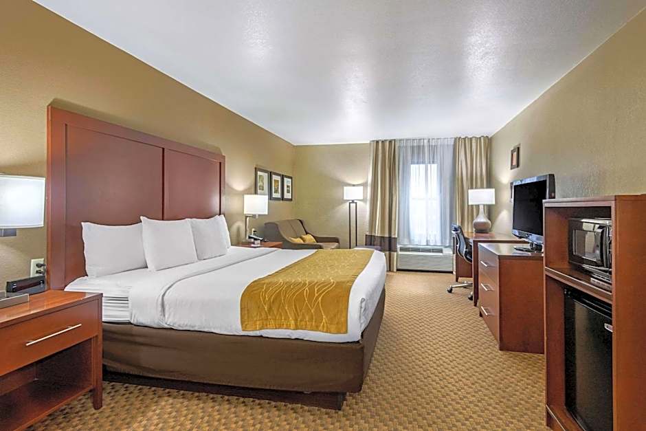 Comfort Inn & Suites Springfield I-44