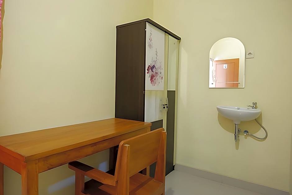 RedDoorz near Sleman City Hall 3 – Yogyakarta, MN