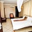 Keys Hotel Mbokomu