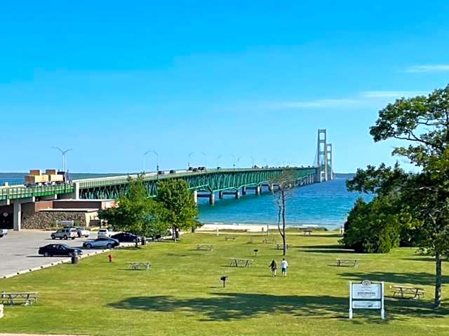Parkside Inn Bridgeview
