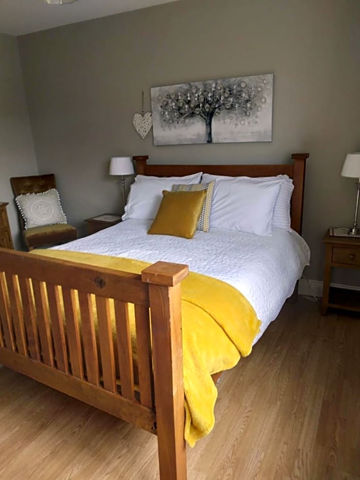 Tess's Guest House R95K6N1 This Property is unsuitable for children under 12 years old