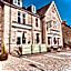 The Courie Inn
