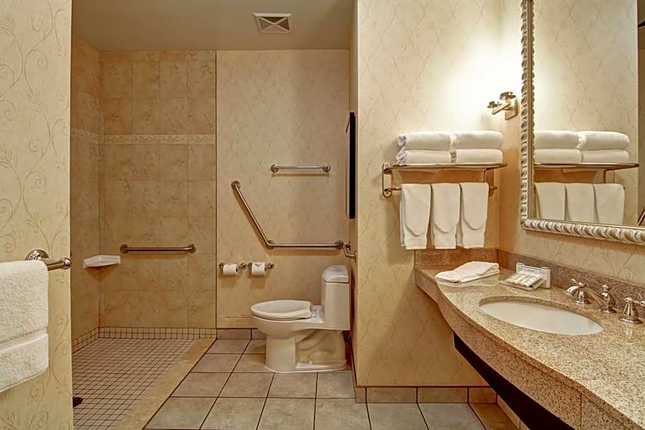 Hilton Garden Inn Ottawa Airport