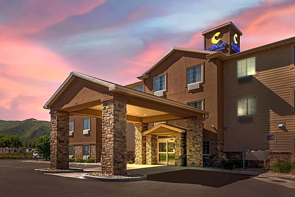 Comfort Inn & Suites Morgan - South Ogden