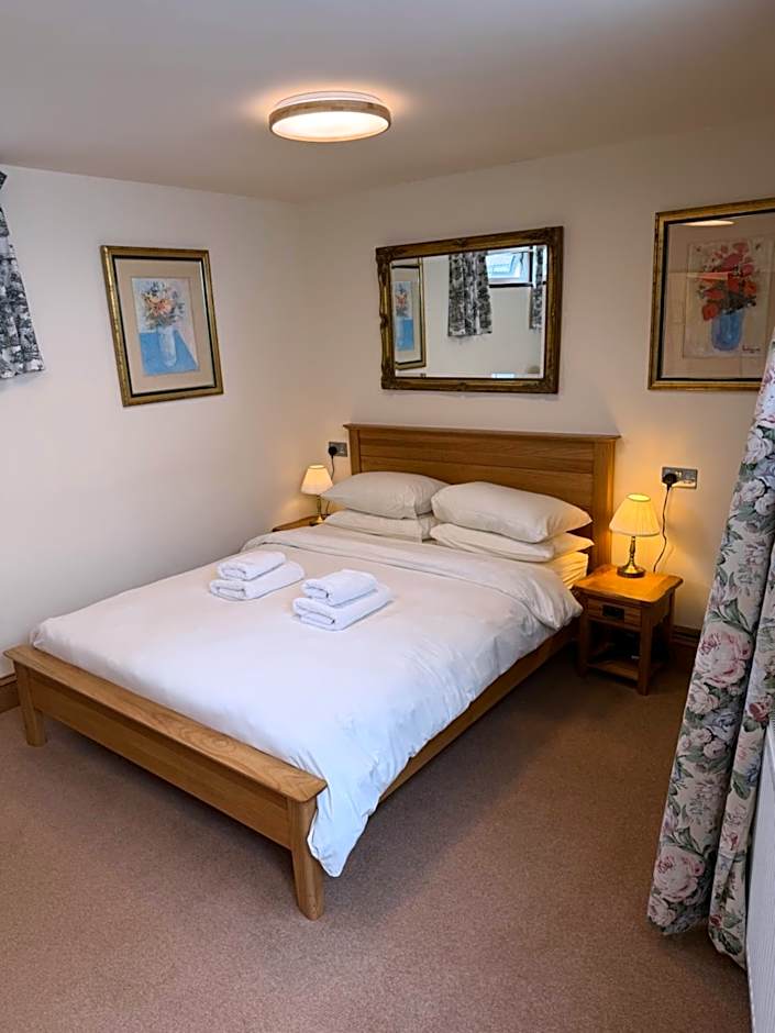 Oakwood Bed and Breakfast Heathrow