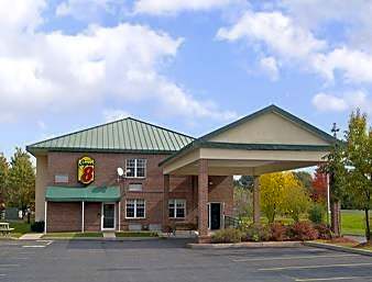 Super 8 By Wyndham Syracuse East