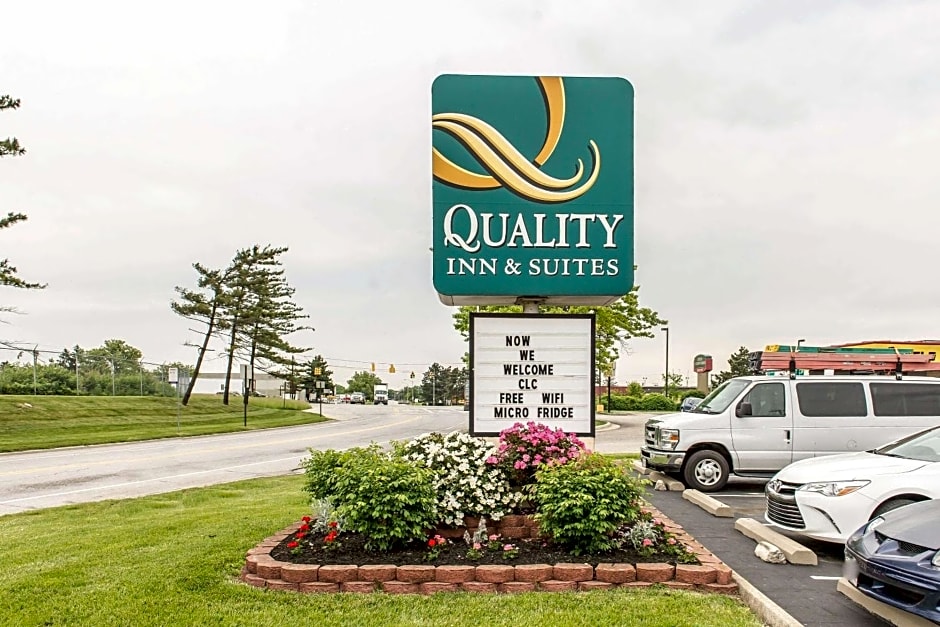 Quality Inn & Suites Columbus West