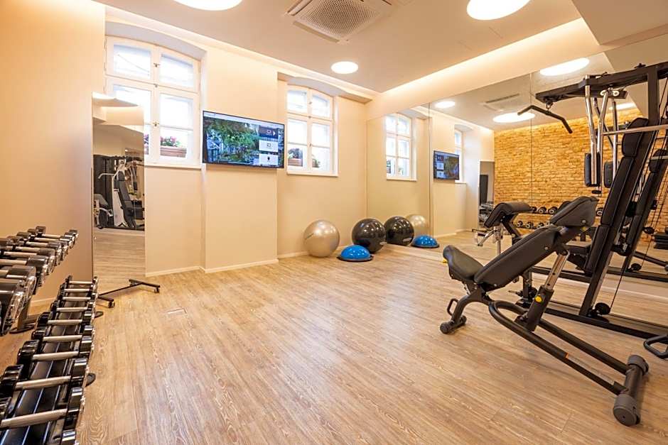 MAXIMILIAN MUNICH Apartments & Hotel